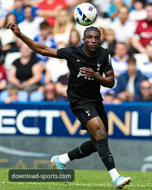 热刺新帅铁腕治军实战解析：如何在四季体育官网最新版本追踪球队战术变革